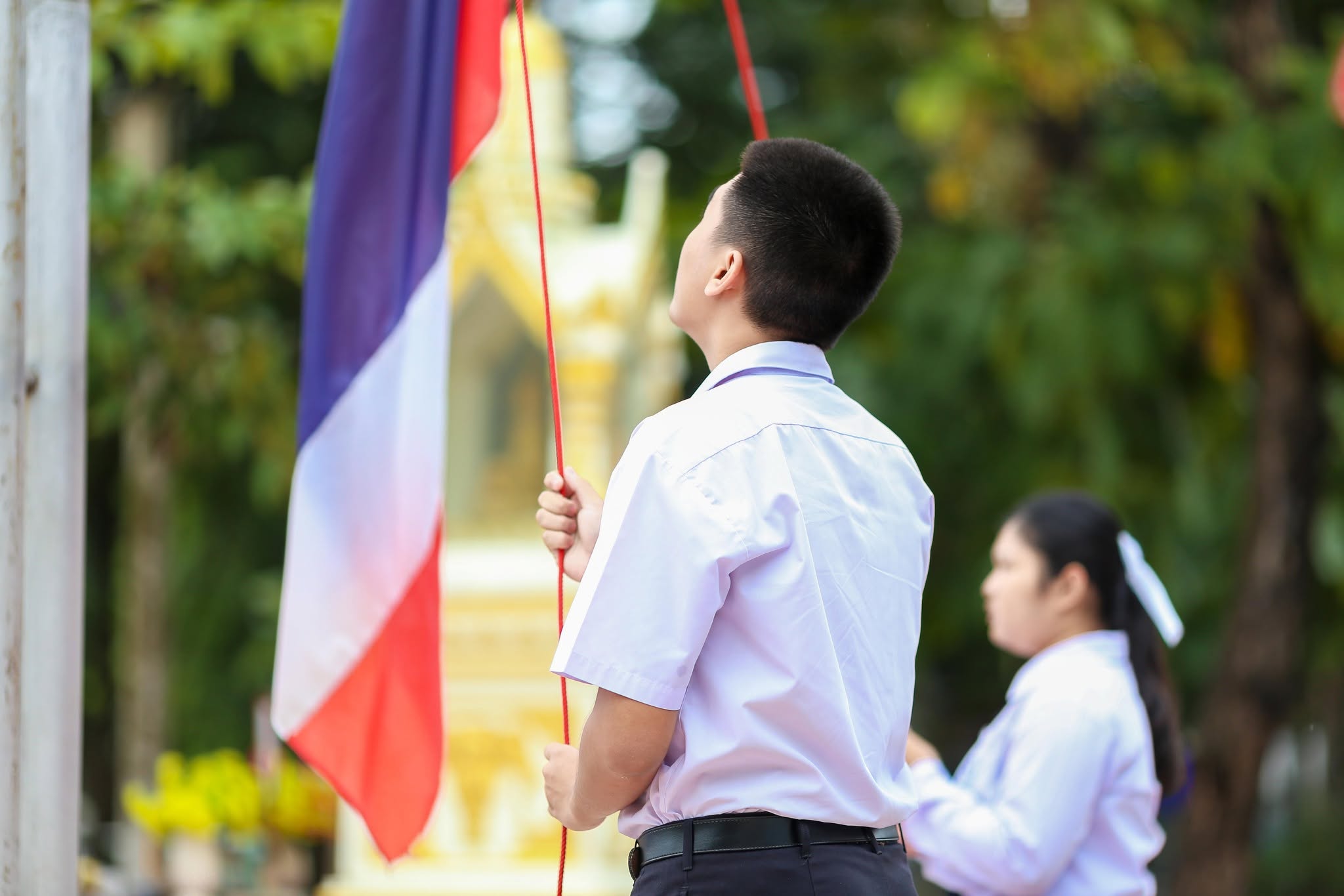 ๒๘ กันยายน วันพระราชทานธงชาติไทย