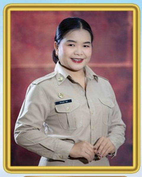 นางสาวภัทราภรณ์  ใจคำ