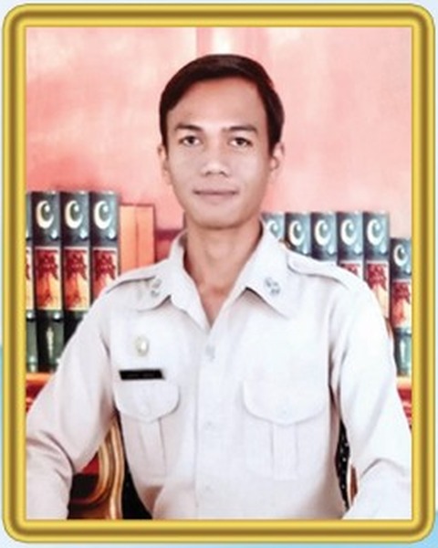 นายนฤเทพ แสงนก
