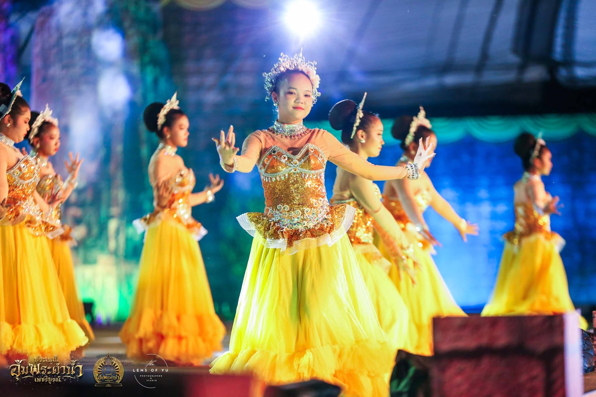 การแสดงแสงสีเสียงเวทีกลางน้ำ ประเพณีอุ้มพระดำน้ำ 2569